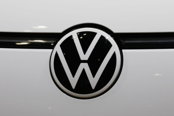Volkswagen, XPENG to open super-fast charging stations to each other in China