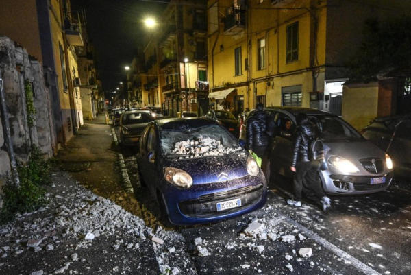 4.4 magnitude earthquake hits Naples; no deaths reported