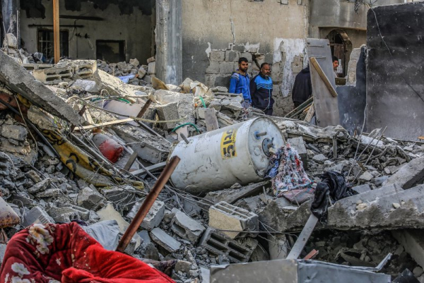 At least 14 people killed in second night of Israeli airstrikes on Gaza At least 14 people killed in second night of Israeli airstrikes on Gaza