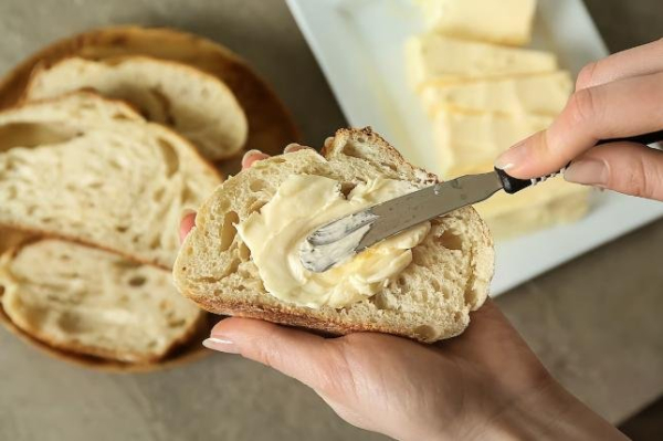 Butter a deadly delight compared to plant oils, study says Butter a deadly delight compared to plant oils, study says