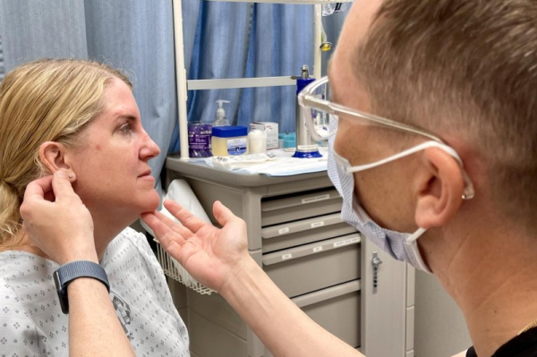 Expert on preventing eczema flare-ups: Teach immune system to tolerate allergenic foods