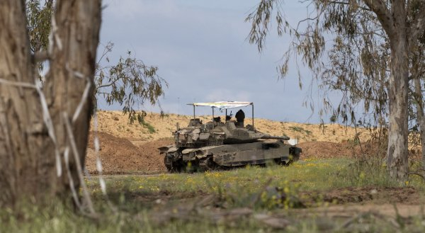 Israel strikes Hezbollah targets in response to rocket attack on Metula