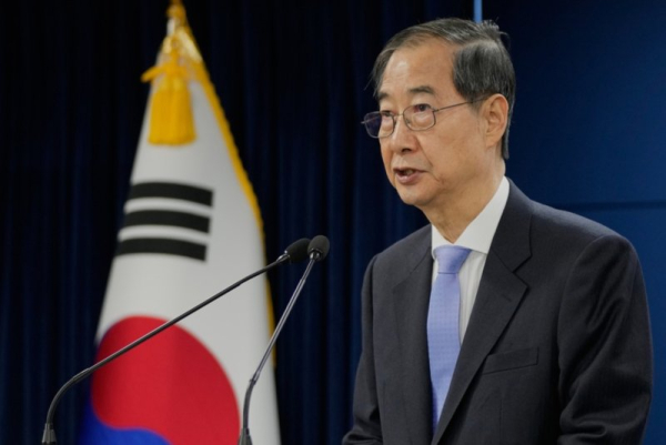 South Korean court reinstates impeached Prime Minister Han Duck-soo as acting president South Korean court reinstates impeached Prime Minister Han Duck-soo as acting president