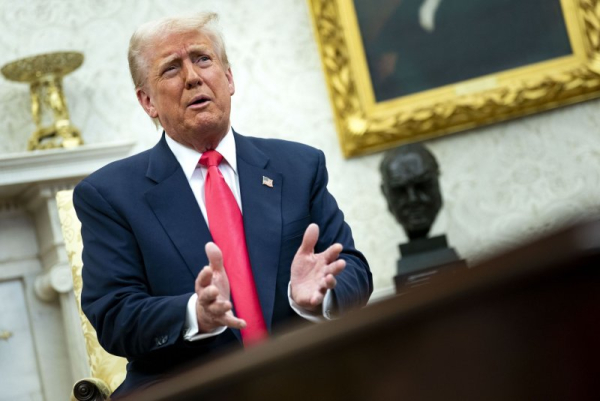 Trump threatens Russia with 'devastating' economic pain if it doesn't sign cease-fire