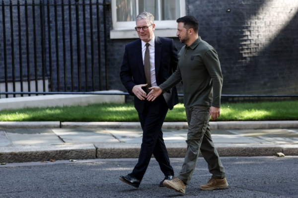 Zelenksy meeting British Prime Minister Starmer at 10 Downing Street