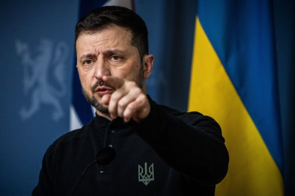 Zelensky accuses Russia of dragging feet ahead of talks with U.S. officials