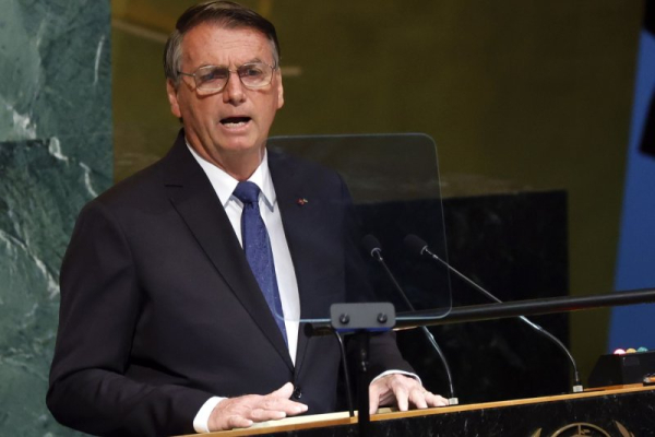 Former Brazilian President Bolsonaro in ICU after health worsens Former Brazilian President Bolsonaro in ICU after health worsens