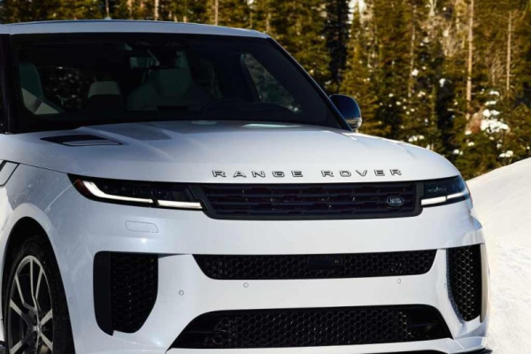 U.K. automaker Jaguar Land Rover suspends U.S. shipments