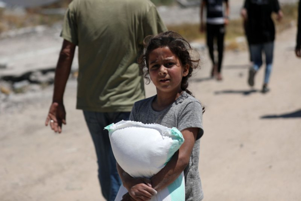 2 reported dead after 'hordes' of Gazans overwhelm aid warehouse