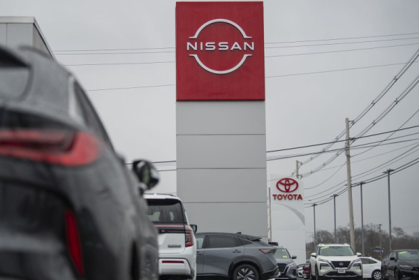 Nissan to shut 7 plants, cut 20,00 jobs