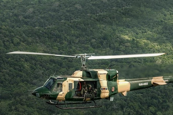Sri Lanka Air Force helicopter crashes, killing six
