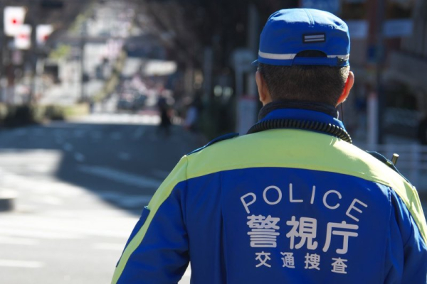 Two men arrested, five teachers hurt at Japanese elementary school