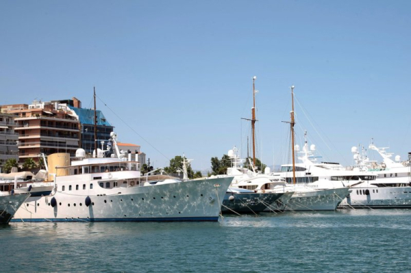 European prosecutors raid networks importing illegal Chinese goods