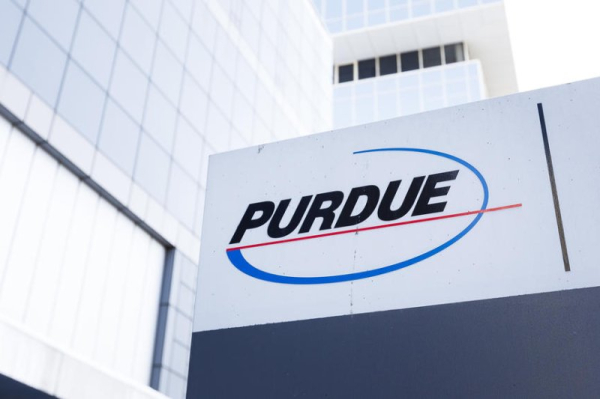 In U.S. opioid crisis, states say yes to $7B Purdue Pharma settlement