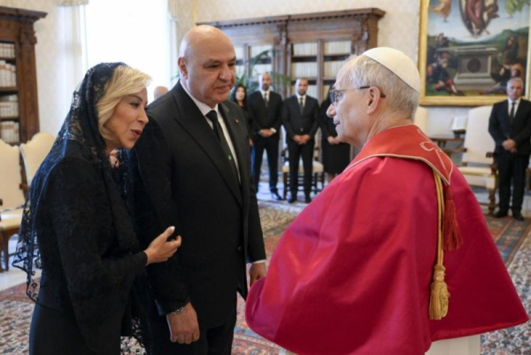 Officials say Lebanon wants to keep away from Israel-Iran war