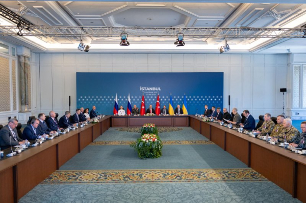 Peace negotiations between Ukraine, Russia resume in Istanbul