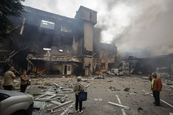 Russian aerial attack on Ukraine leaves at least three dead