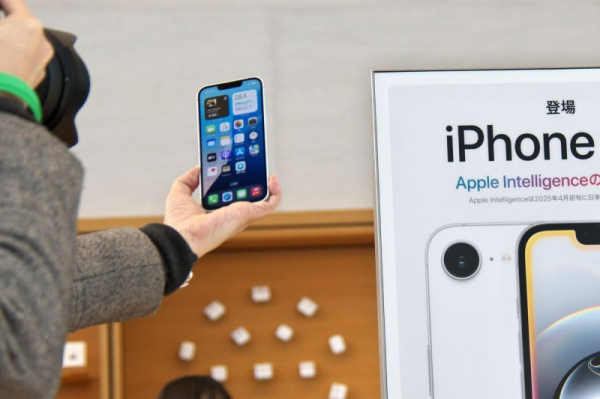 300 India-based Chinese workers in Apple's Foxconn facility ordered home 300 India-based Chinese workers in Apple's Foxconn facility ordered home