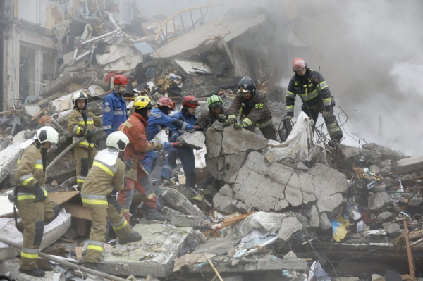 At least 6 killed, more than 50 hurt in major Russian attack on Kyiv