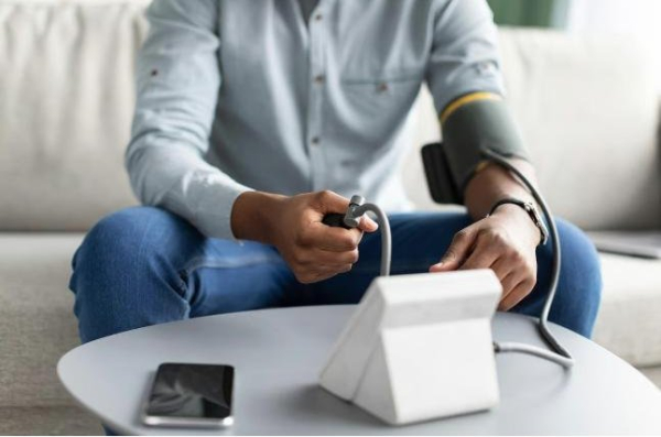 Doctors overlook common cause of high blood pressure, guidelines say