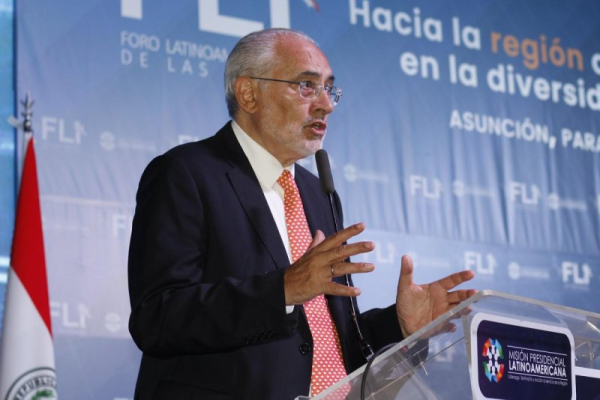 Former Bolivian President Mesa: Regime change needed to boost economy