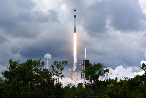 Researchers detail new CPR method for use in space