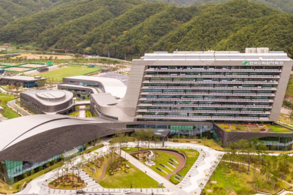 South Korea's nuclear deal with Westinghouse sparks controversy South Korea's nuclear deal with Westinghouse sparks controversy