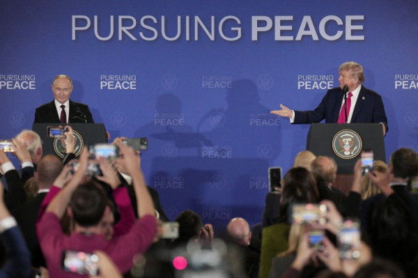 Zelensky to meet with Trump after U.S. stance shifts to end war