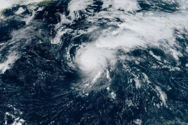 Gabrielle heads toward Azores; hurricane warning issued