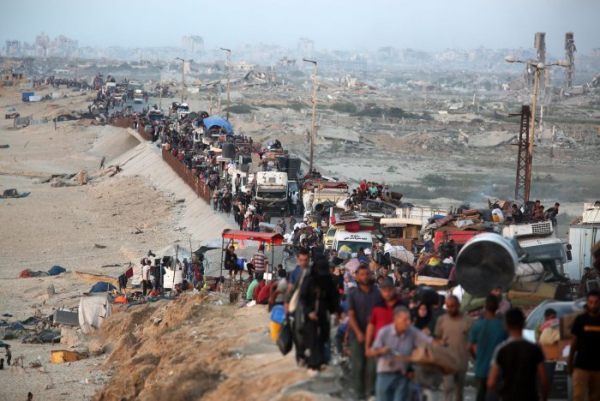 Israeli ground forces push deeper into Gaza City