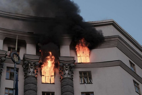 Russian airstrike hits Ukraine's cabinet building