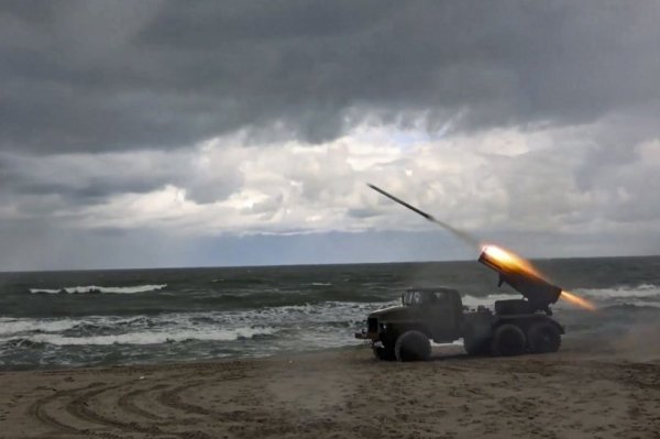 Ukraine strikes Russian chemical plant, oil refinery