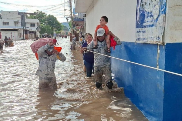 64 dead, many missing in southern Mexico floods
