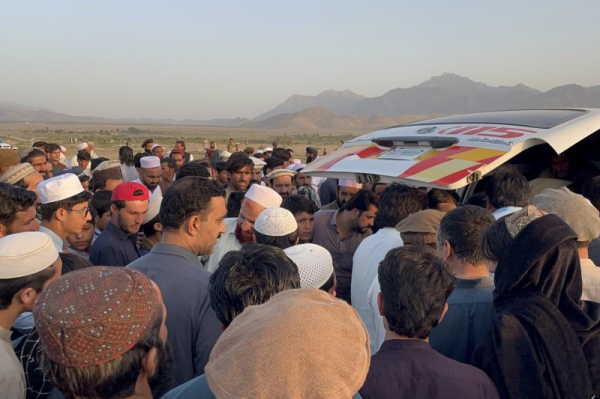 Afghanistan-Pakistan cross border battle kills dozens of fighters