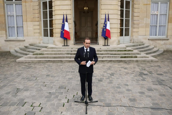France's Sebastien Lecornu resigns as prime minister after 26 days