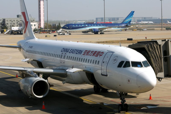 Airbus stock prices drop after software glitch on A320