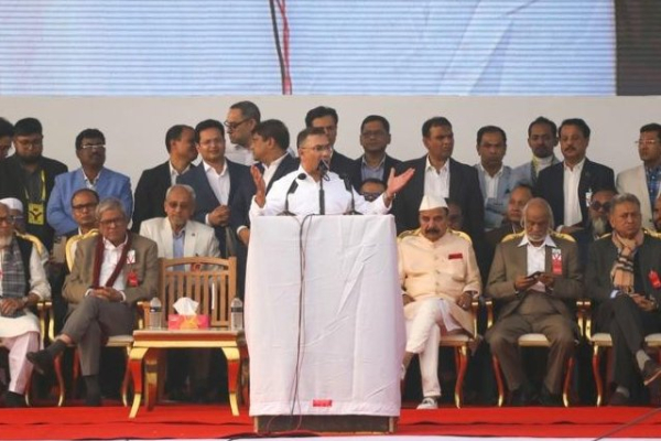 Bangladeshi P.M. hopeful Tarique Rahman returns from 17-year exile