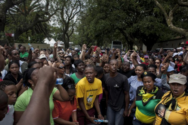 British police announce crackdown on 'globalize the intifada' displays