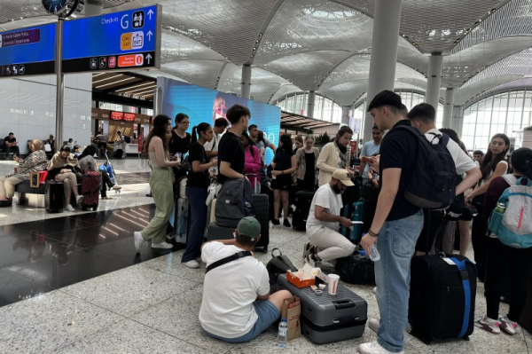 Edinburgh Airport reopens after air traffic outage grounds flights