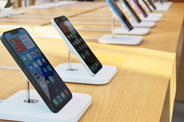 Indian government forces tracking app on all mobile phones