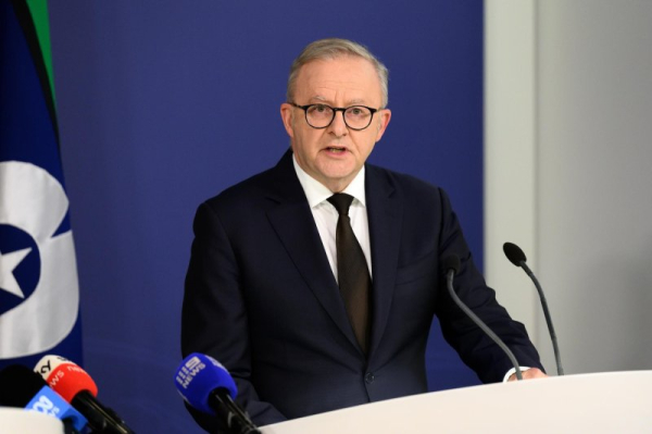 PM Albanese announces hate speech crackdown after Bondi Beach shooting