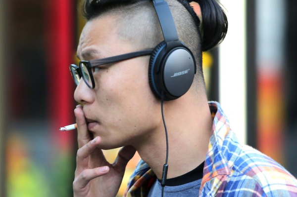 Study finds young Americans still smoking tobacco and cannabis