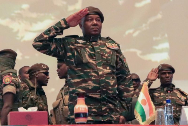 20 die in nighttime Nigerien airport attack