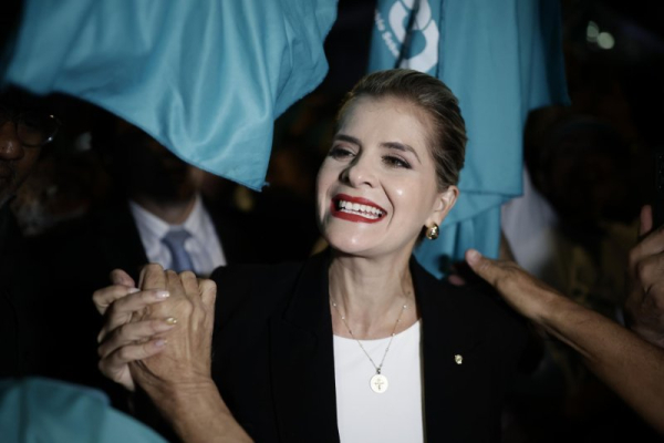 Costa Rica wraps up election campaign as ruling party leads polls Costa Rica wraps up election campaign as ruling party leads polls