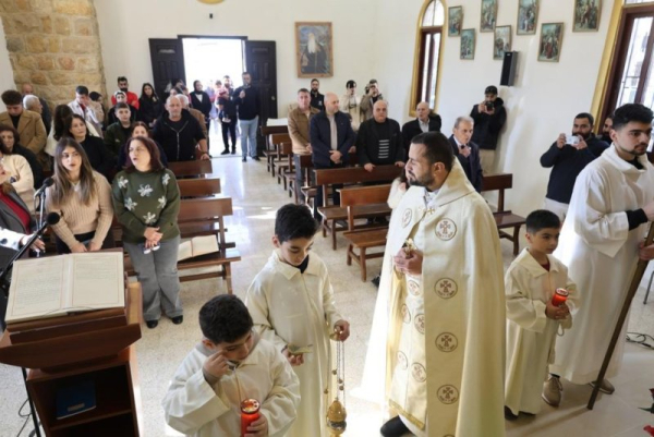 Lebanese defy war with year-end outburst of joy, determination