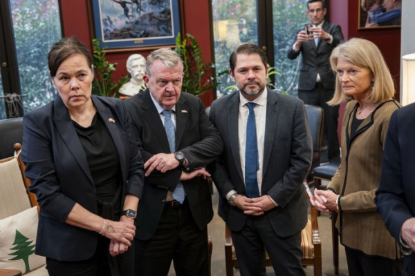 Trump sets $1B fee to join 'Board of Peace'