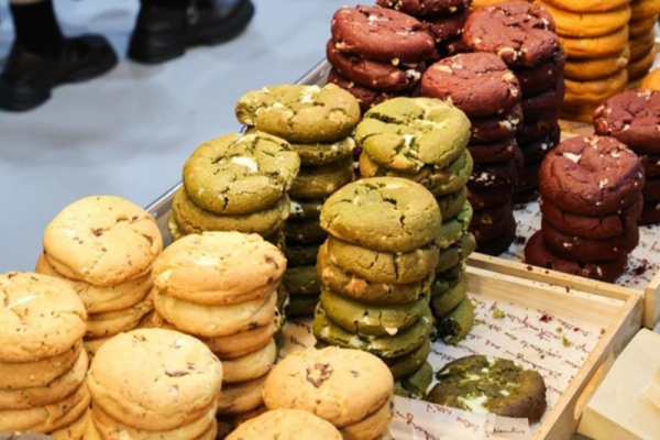 Complaints surge over 'Dubai chewy cookie' trend Complaints surge over 'Dubai chewy cookie' trend