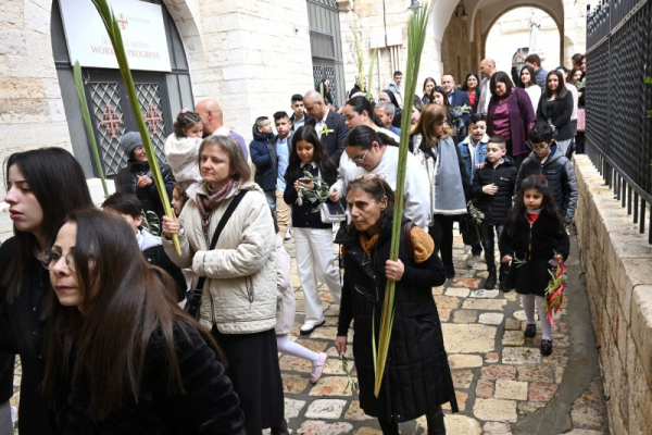 Israel blocks Christian leaders from entering Holy Sepulchre Israel blocks Christian leaders from entering Holy Sepulchre