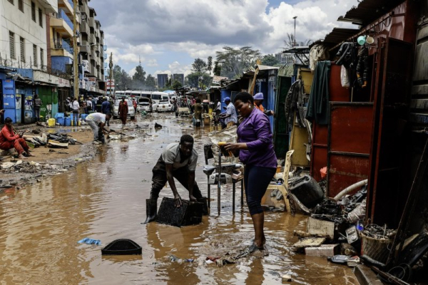 Kenyan flooding leads to dozens of deaths, displacement Kenyan flooding leads to dozens of deaths, displacement
