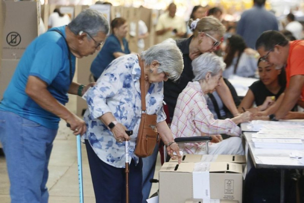 Petro's leftist coalition emerges as largest bloc in Colombia's Congress